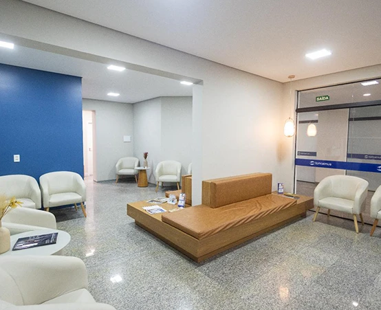 Sala de conforto e pré-operatório da Clínica Ophtalmus
